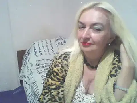 Snapshot of Meri798 chatting on 09-27-25, 07:52 Meri798 online show from 09-27-25, 07:52