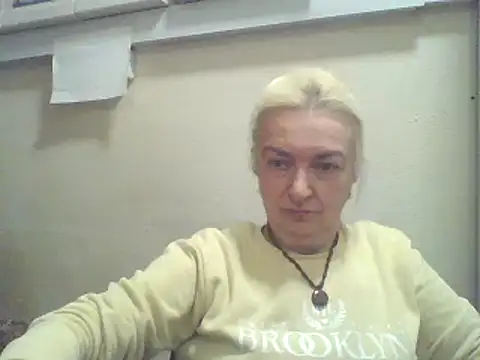 Snapshot of Meri798 chatting on 10-01-25, 05:41 Meri798 online show from 10-01-25, 05:41