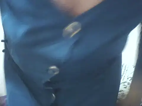 Snapshot of Meri798 chatting on 10-23-25, 11:46 Meri798 online show from 10-23-25, 11:46