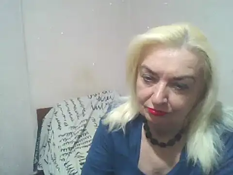 Snapshot of Meri798 chatting on 10-25-25, 08:25 Meri798 online show from 10-25-25, 08:25