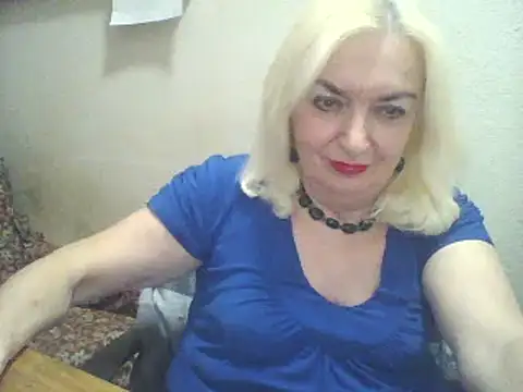 Snapshot of Meri798 chatting on 10-28-25, 10:01 Meri798 online show from 10-28-25, 10:01