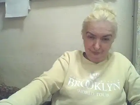 Snapshot of Meri798 chatting on 11-24-25, 07:13 Meri798 online show from 11-24-25, 07:13