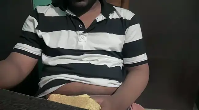 Snapshot of telugu_boy_ chatting on 12-22-24, 12:38 telugu boy online show from 12-22-24, 12:38