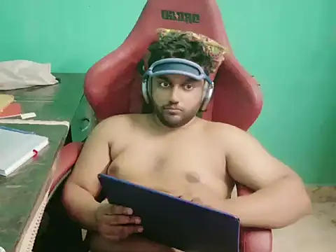 Snapshot of telugu_boy_ chatting on 10-27-25, 06:17 telugu boy online show from 10-27-25, 06:17