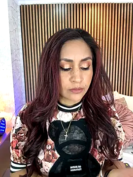 Snapshot of MonicaMoret chatting on 09-11-25, 12:16 MonicaMoret online show from 09-11-25, 12:16