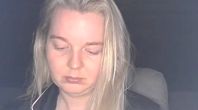 Snapshot of Jessica69G chatting on 12-18-24, 07:26 Jessica69G online show from 12-18-24, 07:26