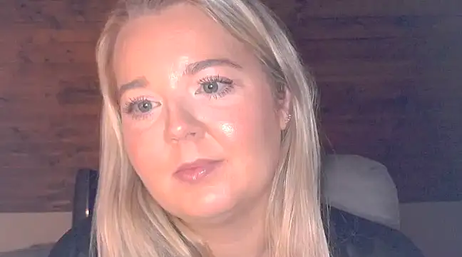 Snapshot of Jessica69G chatting on 01-03-25, 09:47 Jessica69G online show from 01-03-25, 09:47