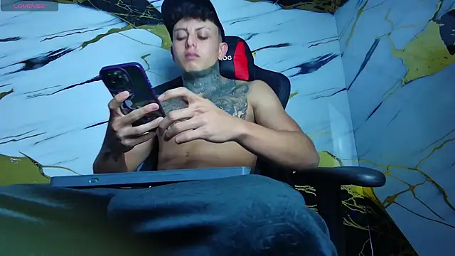 Kevin22 222 online show from 02-08-25, 02:26