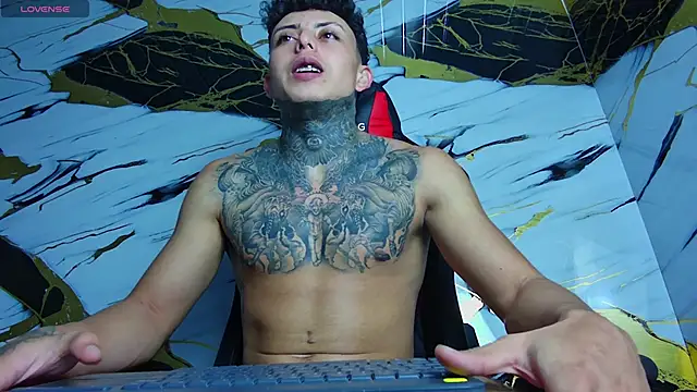 Kevin22 222 online show from 02-10-25, 03:13