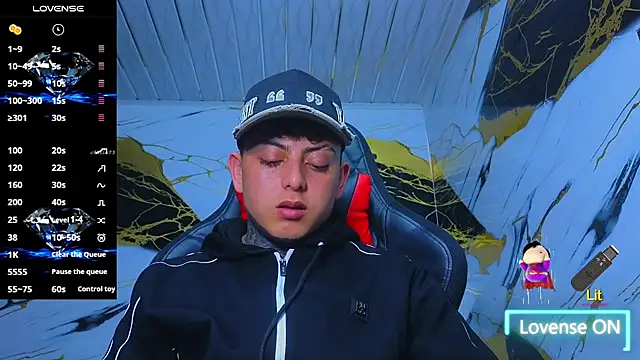 Kevin22 222 online show from 12-20-25, 03:57