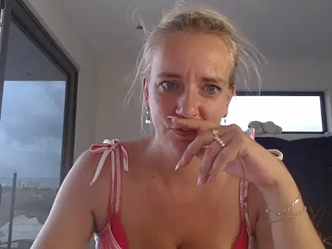 Wendysexyx online show from 10-18-25, 10:10