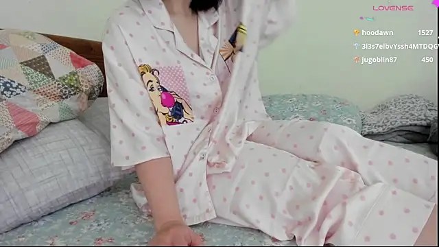 Baby Claraa online show from 01-05-25, 06:13