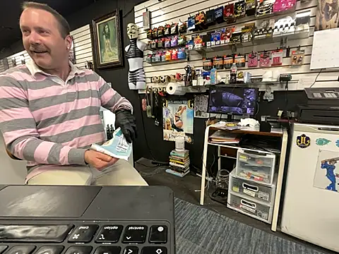 Snapshot of RawRyder8 chatting on 02-04-25, 09:10 RawRyder8 online show from 02-04-25, 09:10