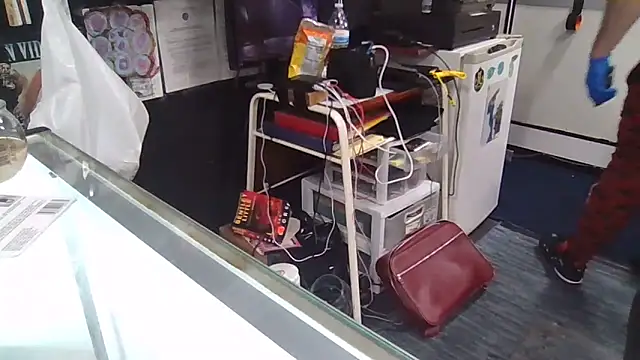 Snapshot of RawRyder8 chatting on 09-10-25, 03:39 RawRyder8 online show from 09-10-25, 03:39