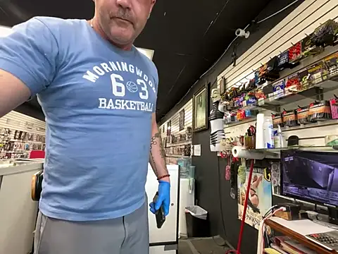 Snapshot of RawRyder8 chatting on 09-11-25, 10:10 RawRyder8 online show from 09-11-25, 10:10