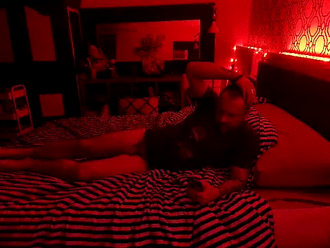 Snapshot of RawRyder8 chatting on 09-18-25, 02:13 RawRyder8 online show from 09-18-25, 02:13