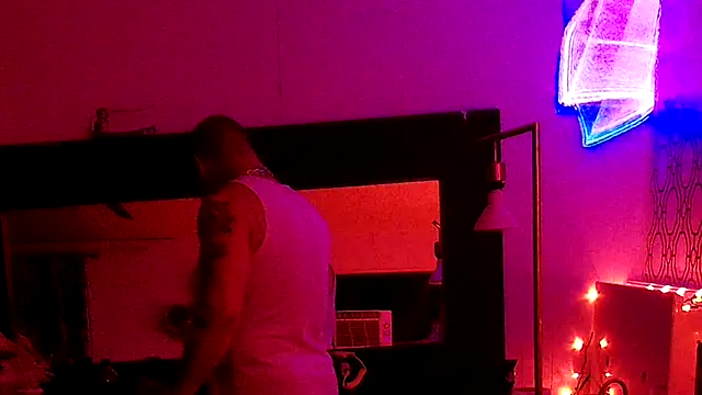 Snapshot of RawRyder8 chatting on 10-16-25, 02:45 RawRyder8 online show from 10-16-25, 02:45