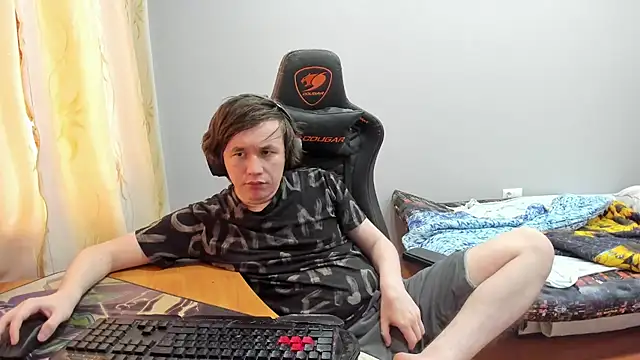 iliaskrislove online show from 09-27-25, 04:17