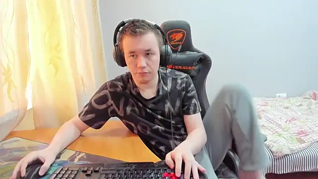 iliaskrislove online show from 11-21-25, 07:29