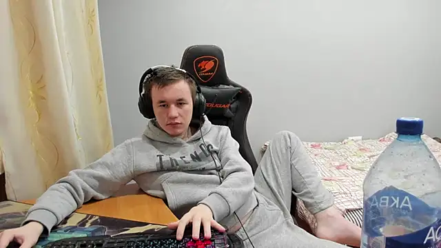 iliaskrislove online show from 12-01-25, 04:17