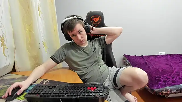 iliaskrislove online show from 12-19-25, 06:26