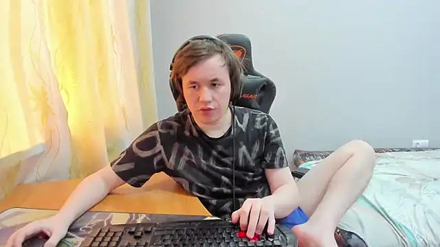 iliaskrislove online show from 04-04-26, 10:02