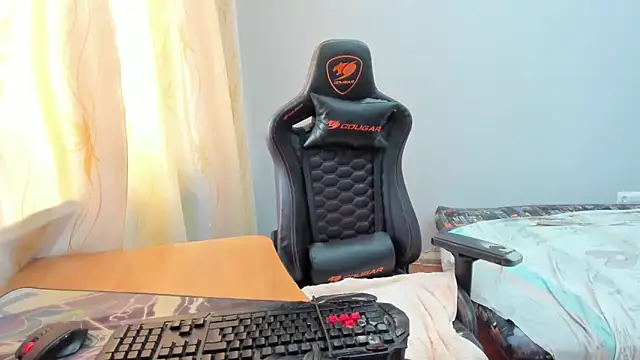 iliaskrislove online show from 04-08-26, 05:51