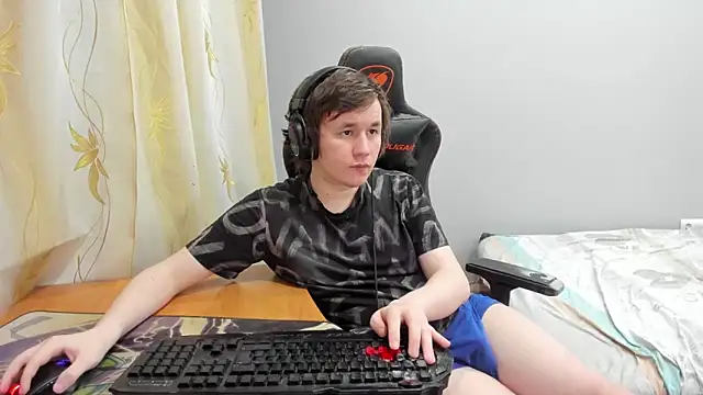 iliaskrislove online show from 04-10-26, 07:29