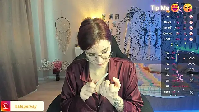 Snapshot of callmekatesmith chatting on 02-14-25, 10:17 callmekatesmith online show from 02-14-25, 10:17