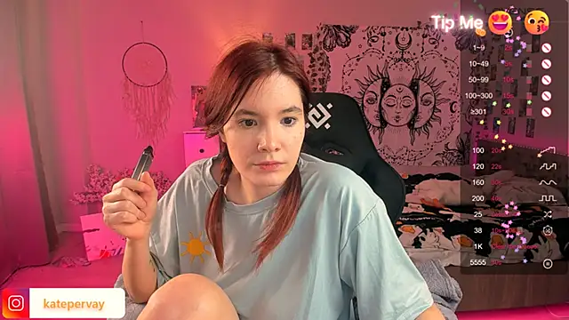 Snapshot of callmekatesmith chatting on 03-06-25, 08:27 callmekatesmith online show from 03-06-25, 08:27