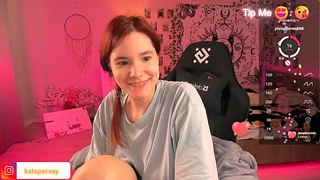 Snapshot of callmekatesmith chatting on 03-06-25, 11:31 callmekatesmith online show from 03-06-25, 11:31