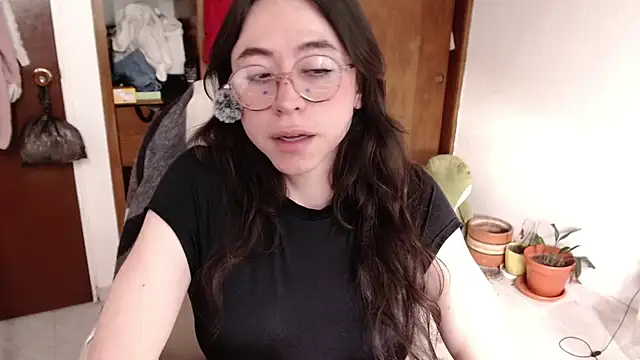 emily pearl  online show from 10-15-25, 07:36