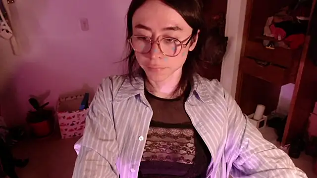 emily pearl  online show from 11-21-25, 07:12