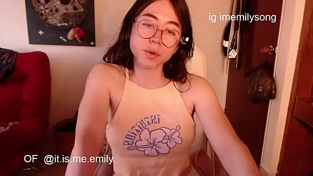 Snapshot of emily_pearl_ chatting on 03-14-26, 10:59 emily pearl online show from 03-14-26, 10:59