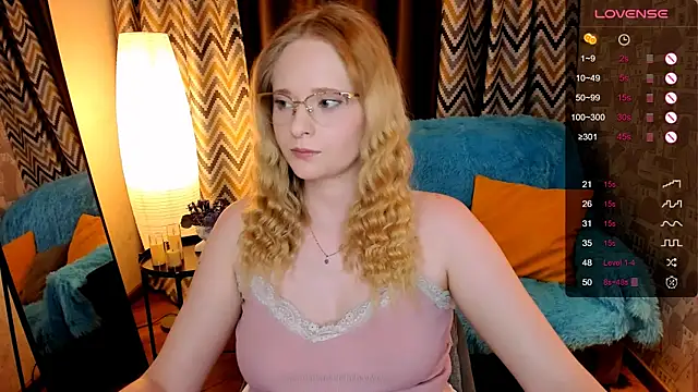 Aemilia  online show from 11-07-25, 08:25