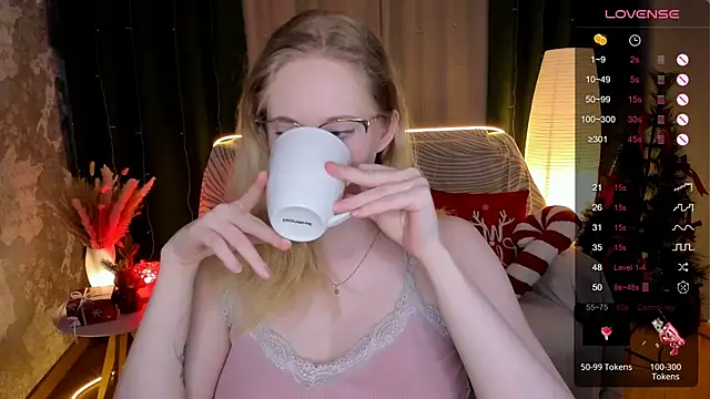 Aemilia  online show from 12-05-25, 08:45