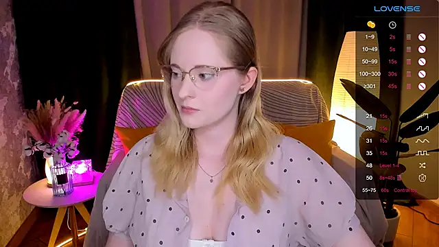 Aemilia  online show from 02-21-26, 08:48