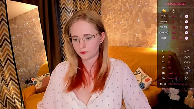 Snapshot of Aemilia_ chatting on 06-21-26, 08:28 Aemilia online show from 06-21-26, 08:28