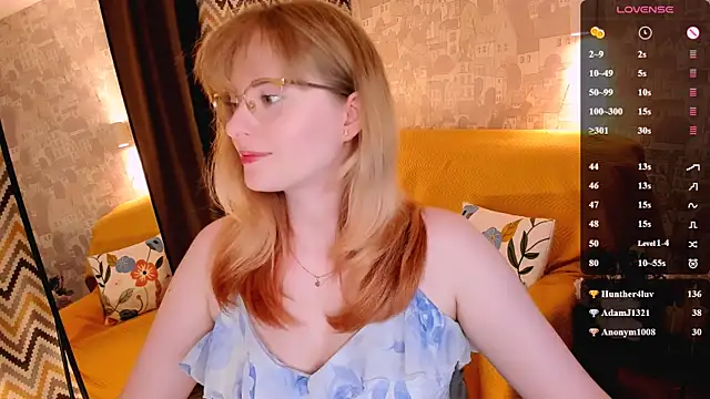 Snapshot of Aemilia_ chatting on 07-05-26, 08:32 Aemilia online show from 07-05-26, 08:32