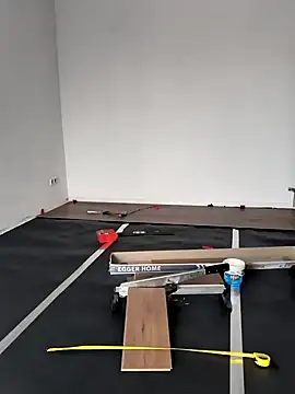 Snapshot of Linalicious chatting on 01-21-25, 11:03 Linalicious online show from 01-21-25, 11:03