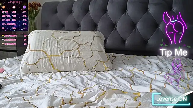 Strip-Lady online show from 03-12-25, 06:51