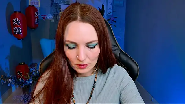 Snapshot of VandaRossi chatting on 03-19-25, 01:18 VandaRossi online show from 03-19-25, 01:18