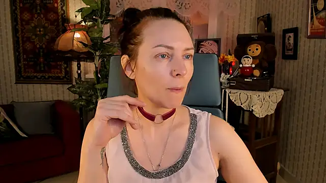 Snapshot of VandaRossi chatting on 03-21-25, 09:34 VandaRossi online show from 03-21-25, 09:34