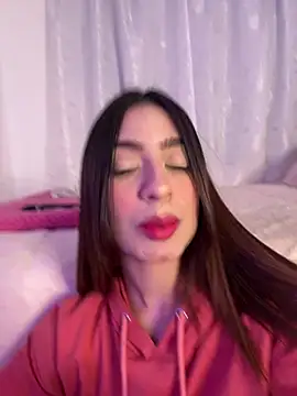 Snapshot of samantha_evans2 chatting on 02-18-25, 04:26 samantha evans2 online show from 02-18-25, 04:26