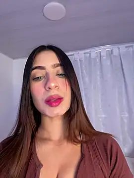 Snapshot of samantha_evans2 chatting on 02-26-25, 04:14 samantha evans2 online show from 02-26-25, 04:14