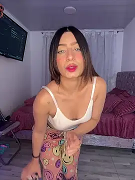 Snapshot of samantha_evans2 chatting on 03-16-25, 04:20 samantha evans2 online show from 03-16-25, 04:20