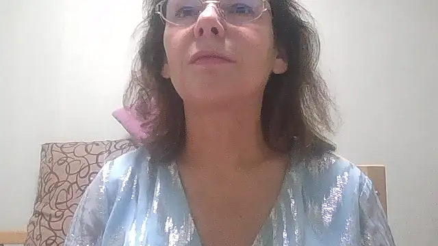 HollyJewel online show from 11-16-25, 07:08