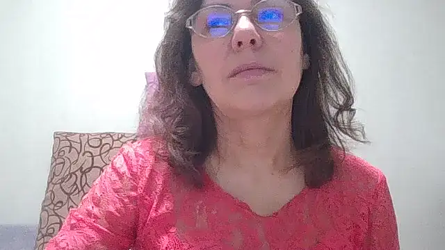 HollyJewel online show from 02-25-26, 06:39