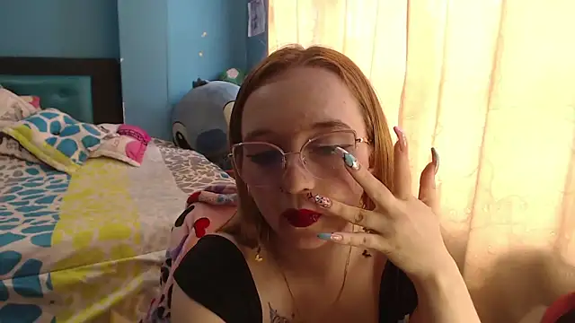 Liaroberts1 online show from 02-08-25, 03:10