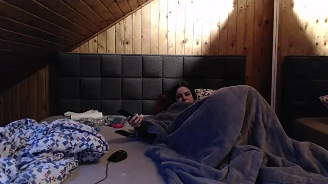 BoeseMoni1998 online show from 02-10-25, 04:36